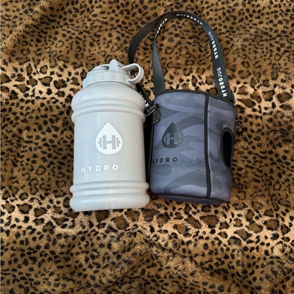 Hydrojug with sleeve - Picture 2 of 4